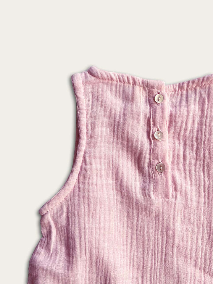 Baby jumpsuit sleeveless in light pink back button up