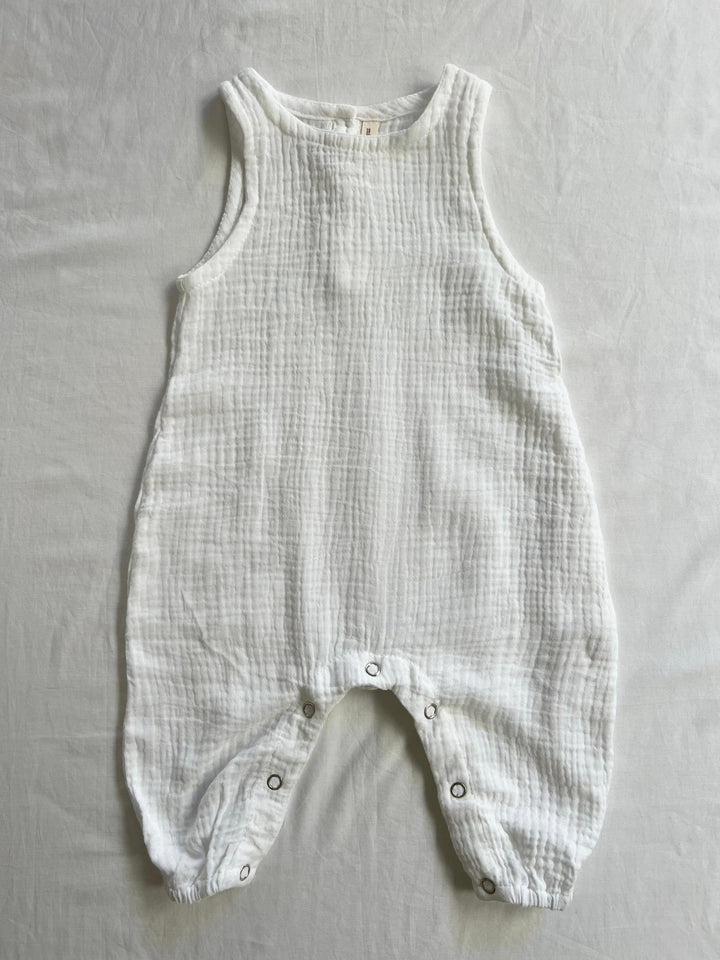 Baby jumpsuit sleeveless in white front view