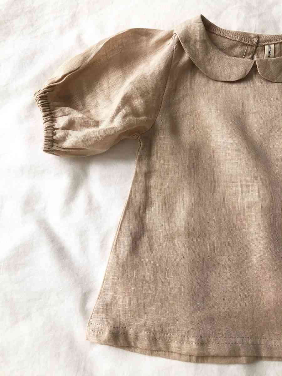 Close up shot of our Bubble Sleeve Linen Set in Powder Pink colour